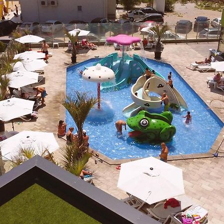 Provence Apartment In Spa N Pool Resort ママイア エクステリア 写真