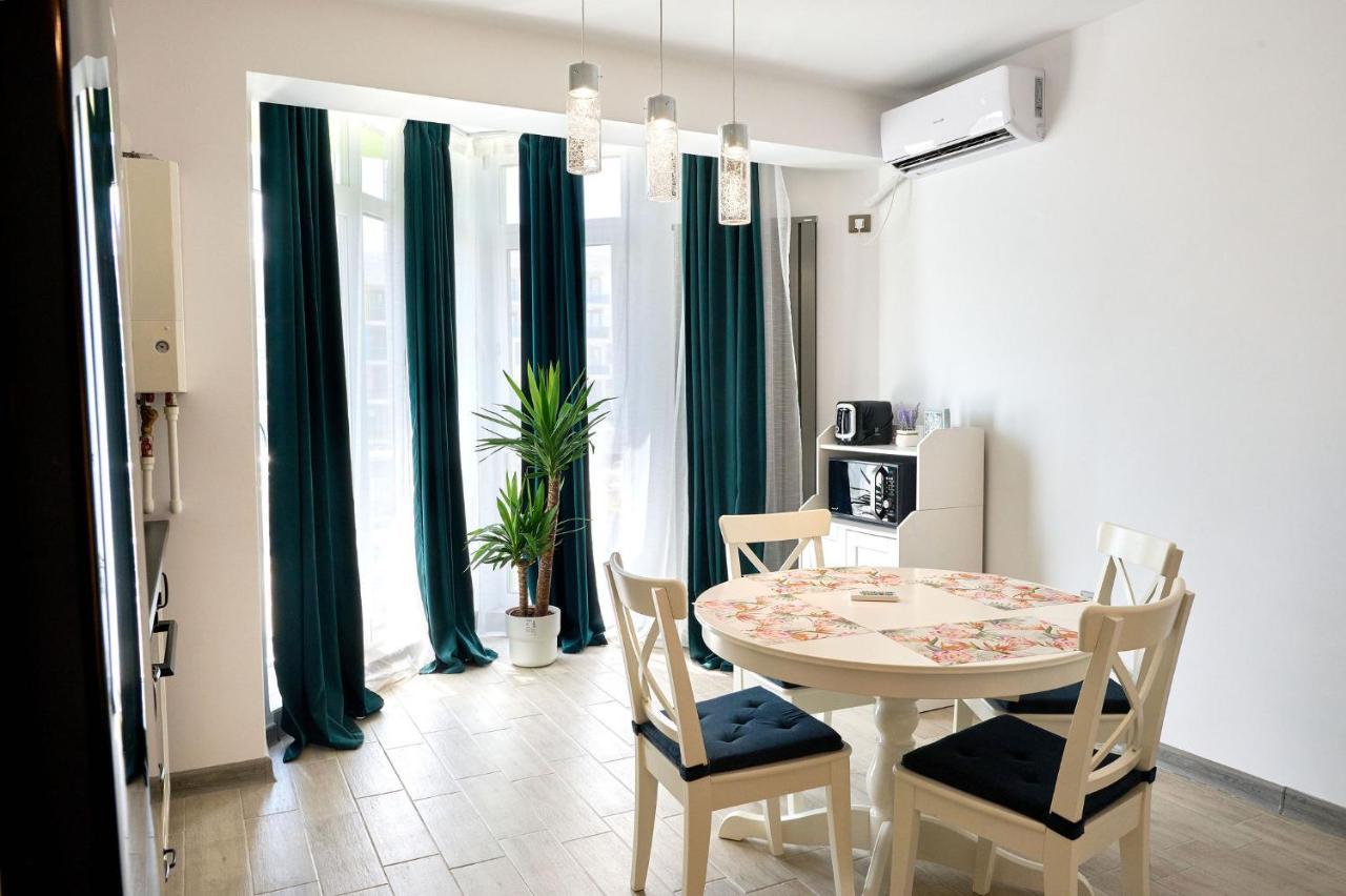 Provence Apartment In Spa N Pool Resort ママイア エクステリア 写真