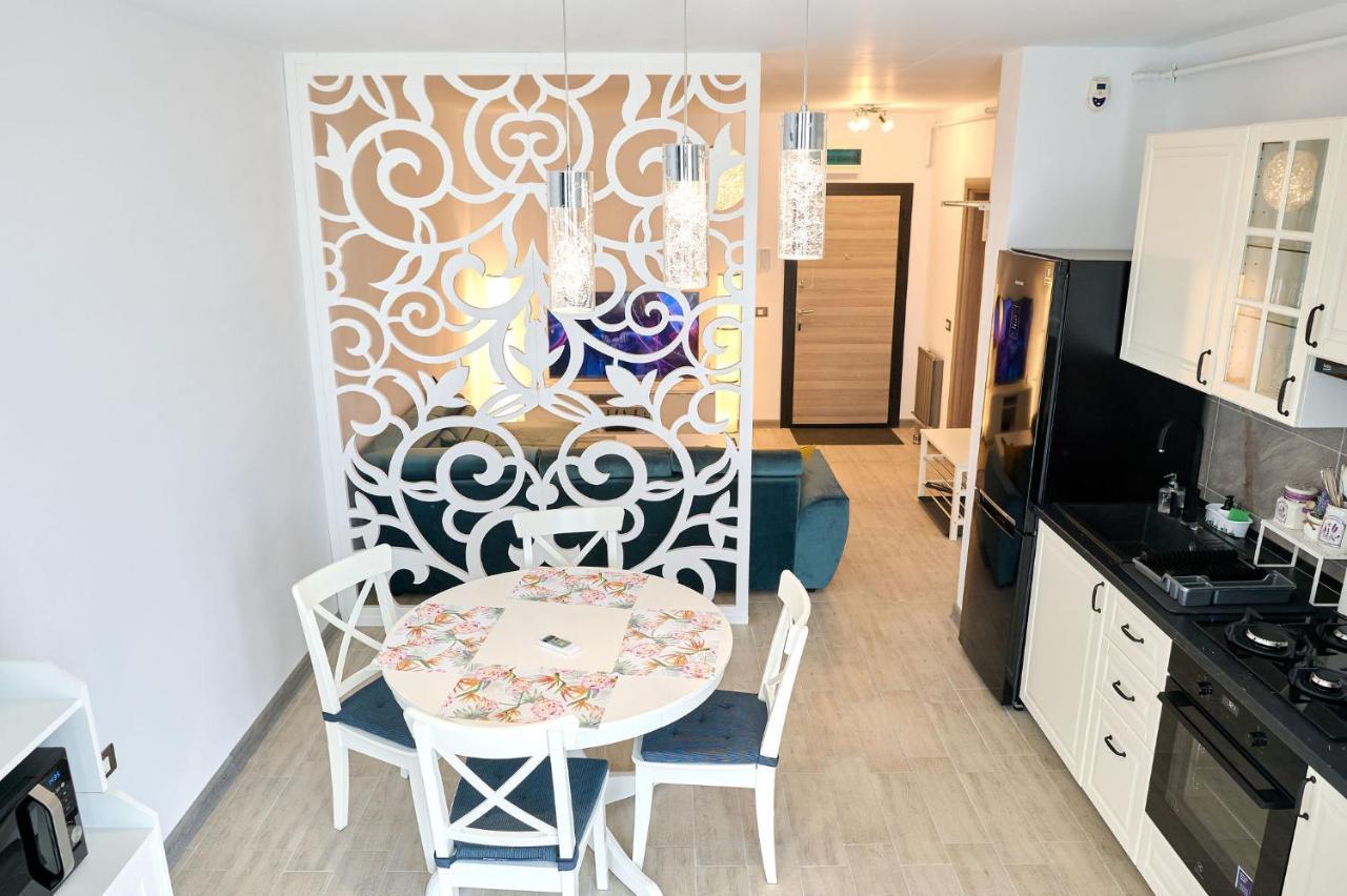 Provence Apartment In Spa N Pool Resort ママイア エクステリア 写真